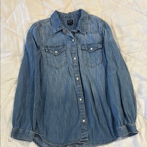 Gap girls pearl snap denim shirt